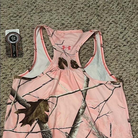 NWT Under Armour medium Pink Camo Tank Top  E - Picture 6 of 10
